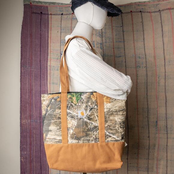 Upcycled carhartt tote bag - Picture 2 of 7